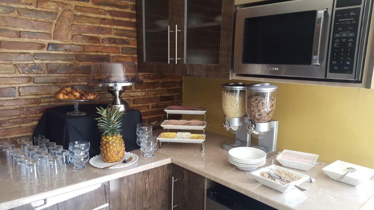Villa Mikamora 约翰内斯堡 外观 照片